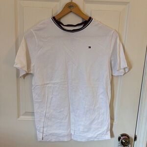 Tommy Hilfiger Boys Short Sleeve Tee size 16/18